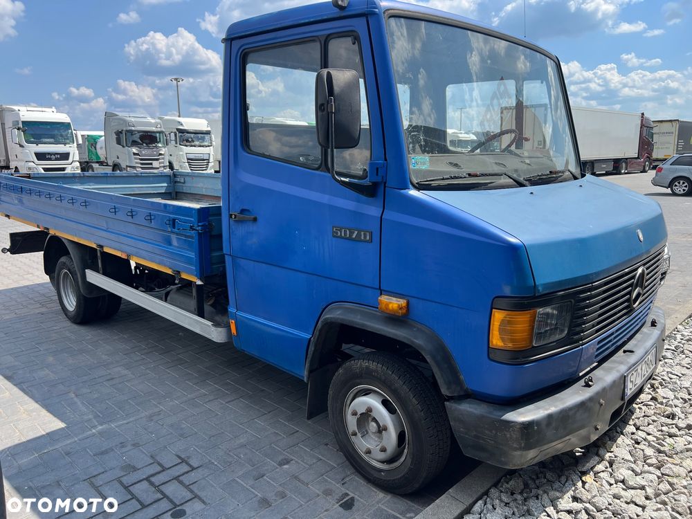 Mercedes-Benz Vario 507 kaczka - 1