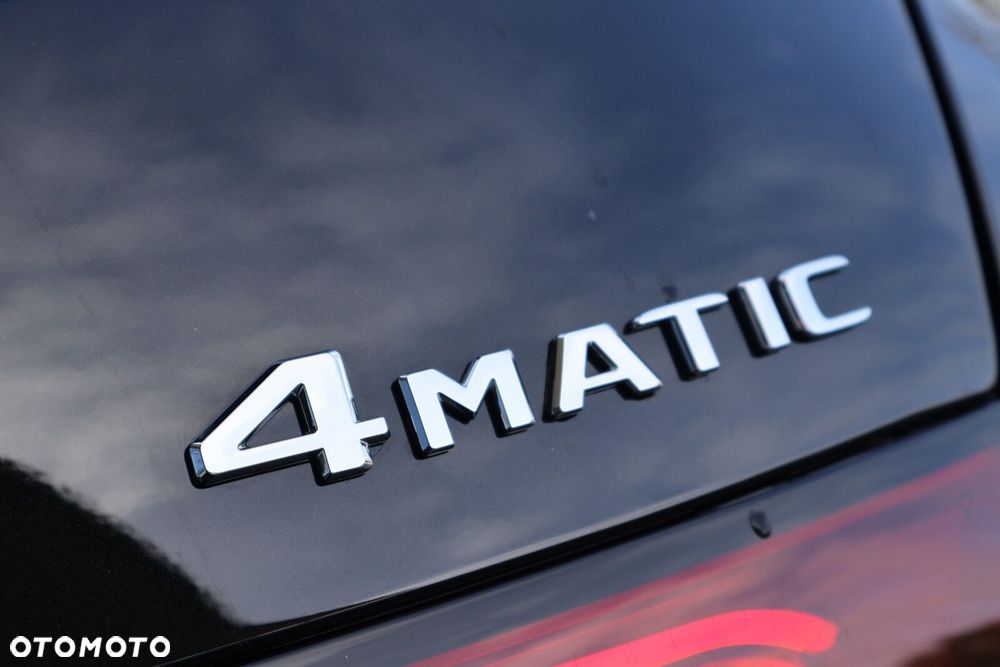 Mercedes-Benz GLC - 23