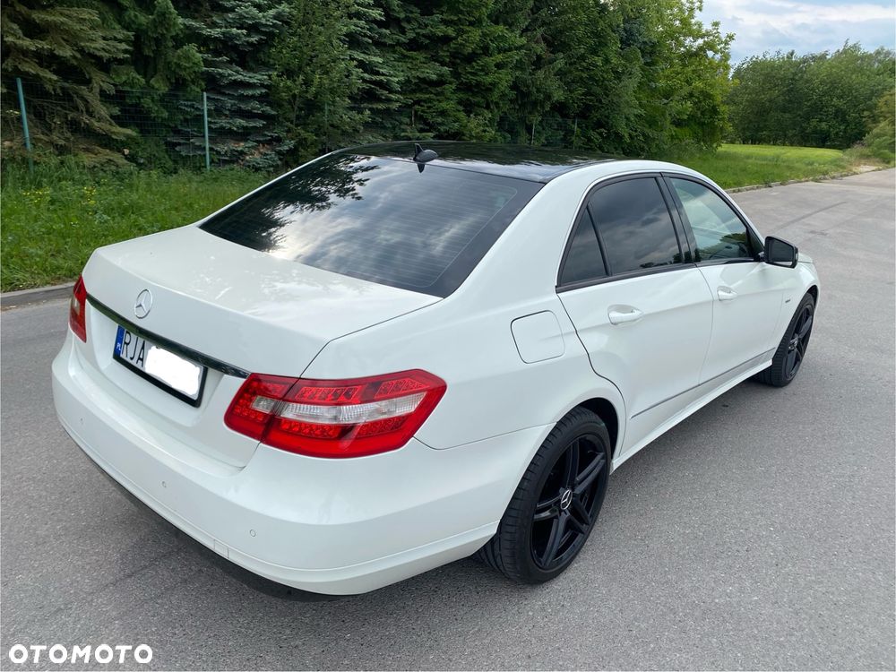 Mercedes-Benz Klasa E 200 CDI Elegance - 3