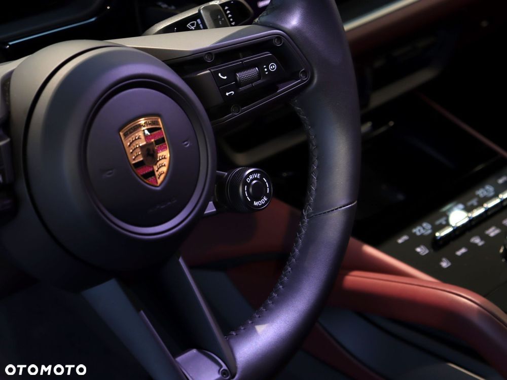 Porsche Cayenne Coupe S - 17