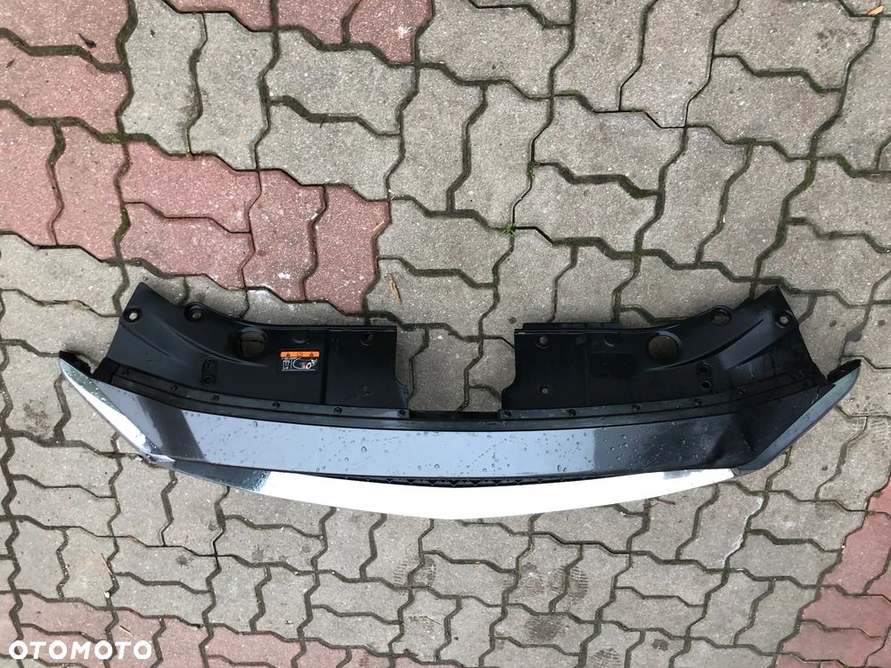 MAZDA CX5 17-  GRILL atrapa zderzak - 3