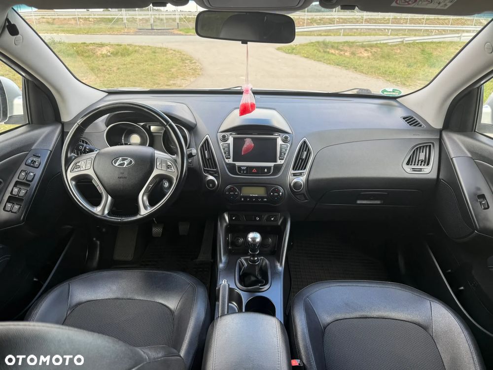 Hyundai ix35 1.6 GDI Premium 2WD - 24