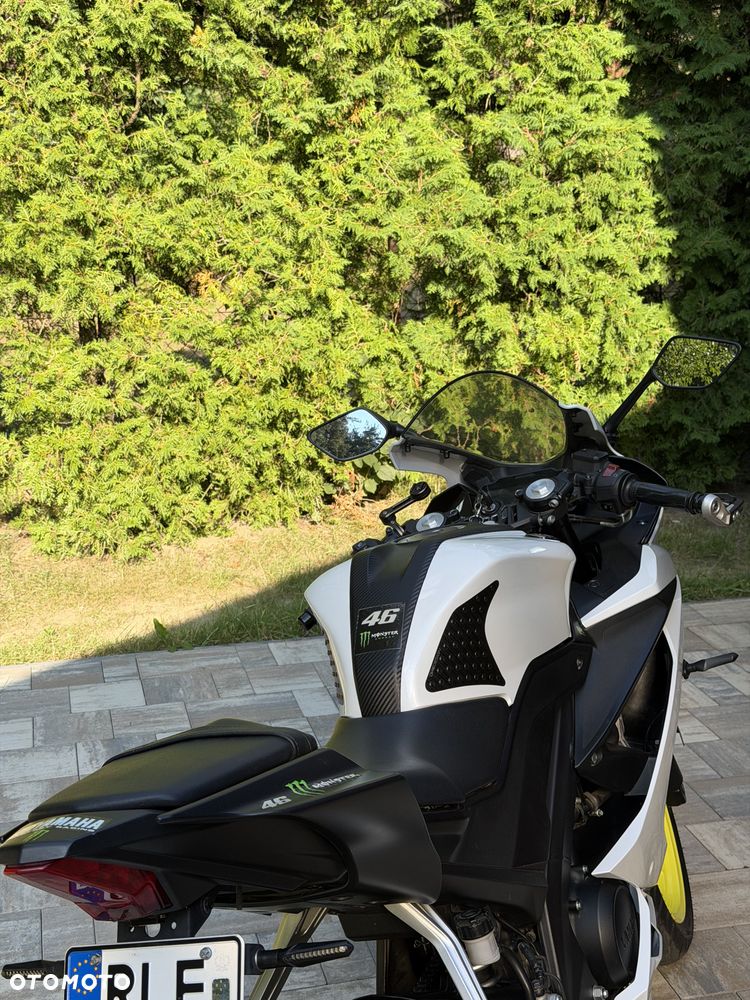 Yamaha YZF - 10