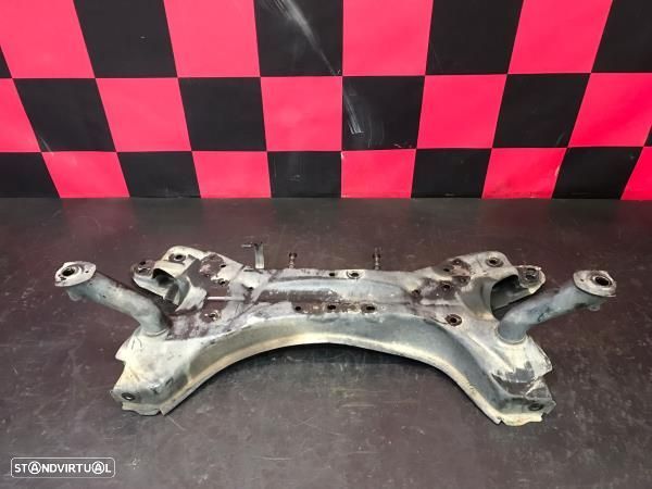 Charriot Dianteiro Toyota Yaris (_P1_) - 2