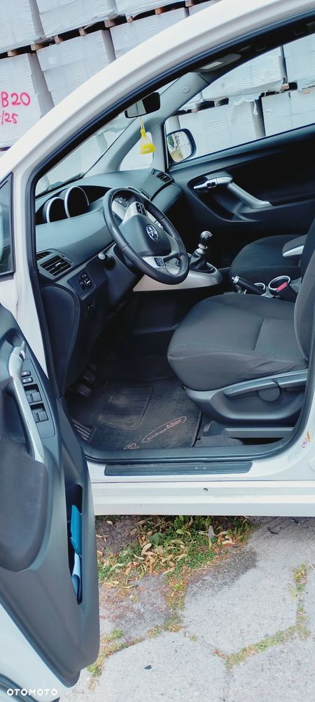 Toyota Verso 2.0 D-4D Sol - 10