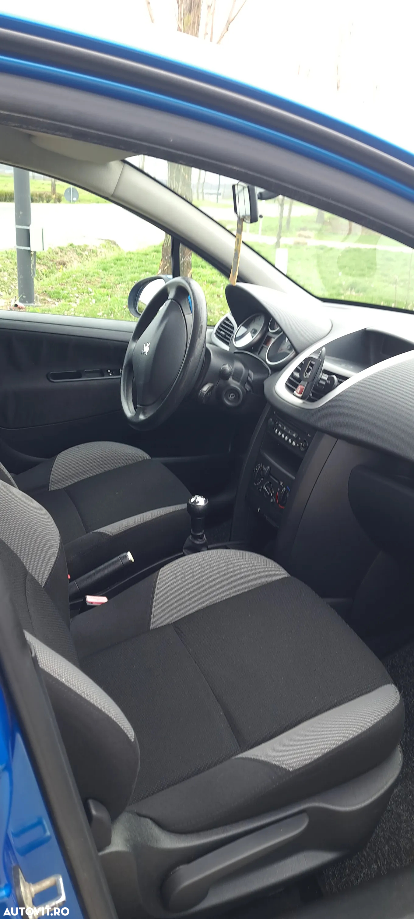 Peugeot 207 1.4E 16V Premium - 14