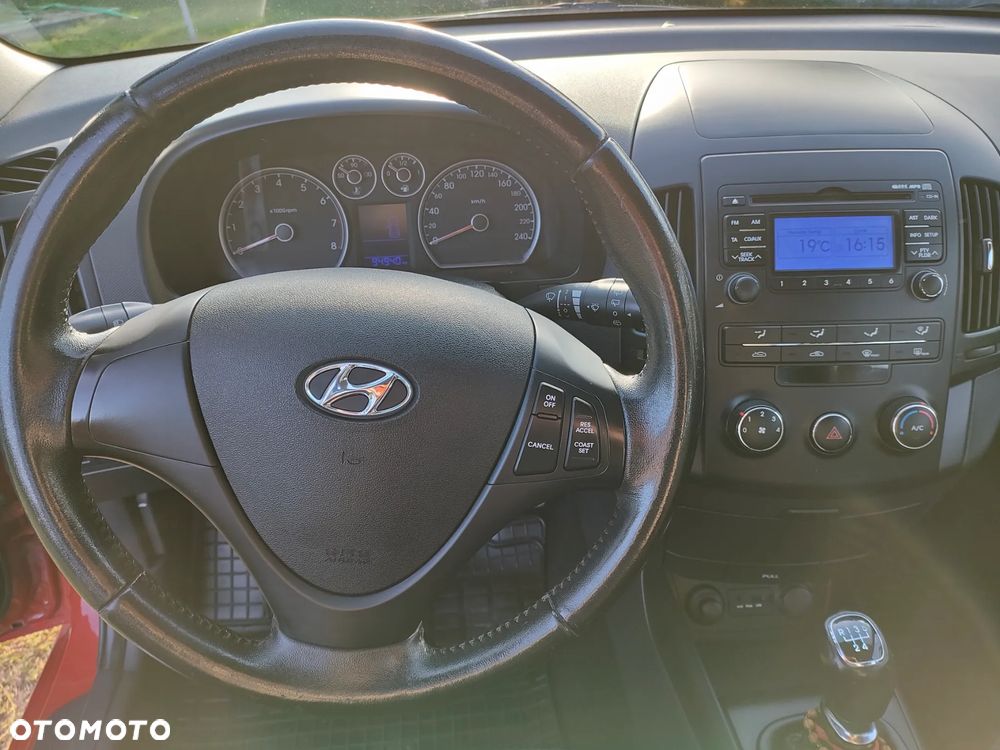 Hyundai i30 1.4 Classic EU5 - 11