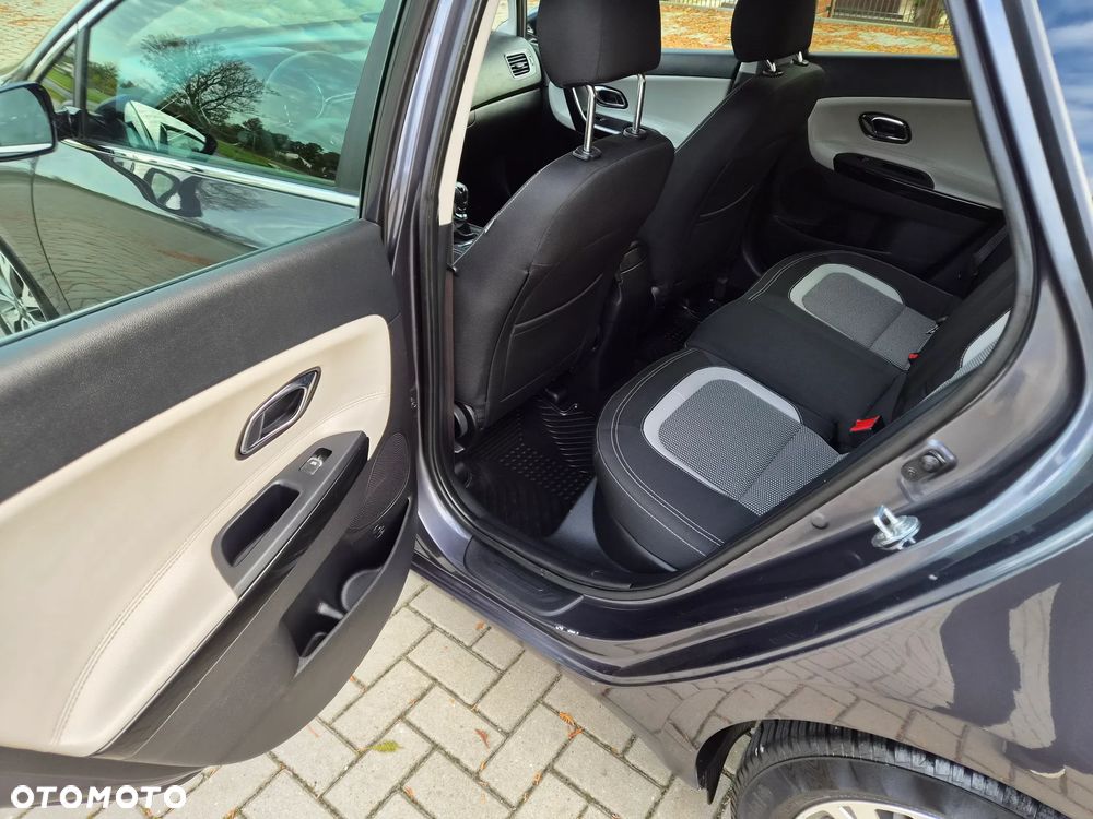 Kia Ceed 1.6 CRDi XL - 11
