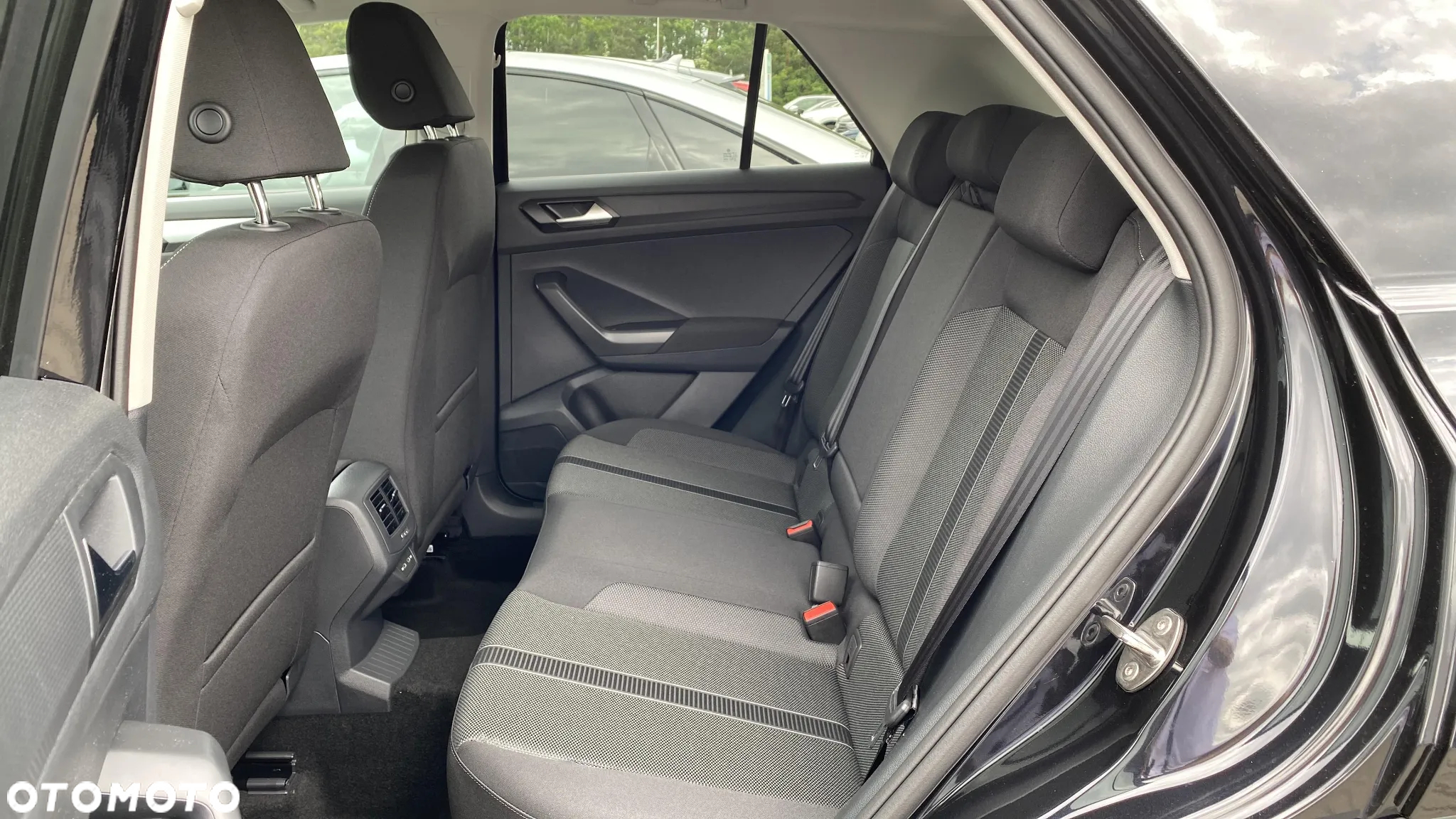 Volkswagen T-Roc 1.5 TSI Life Plus - 19