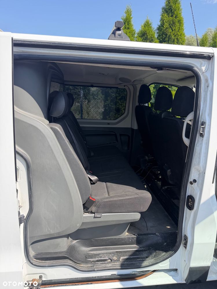 Opel Vivaro L2H1 2,9t Elegance - 10