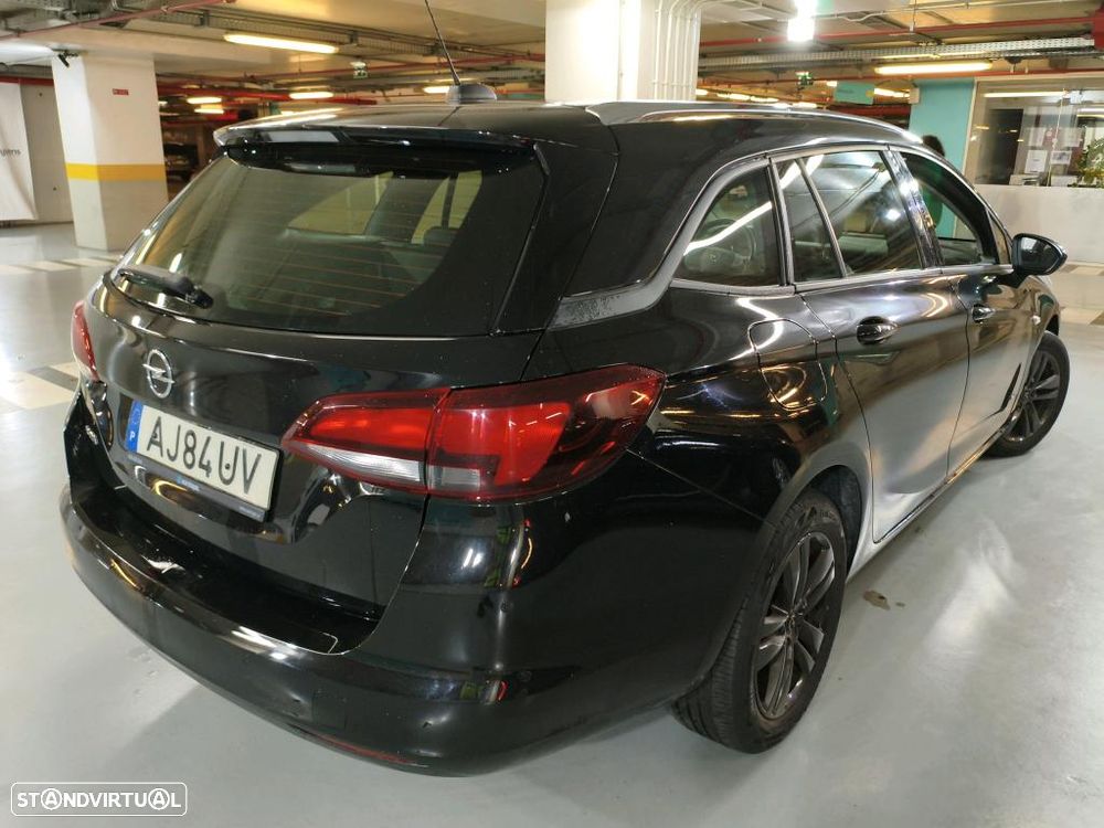Opel Astra Sports Tourer 1.5 D Design & Tech S/S - 4