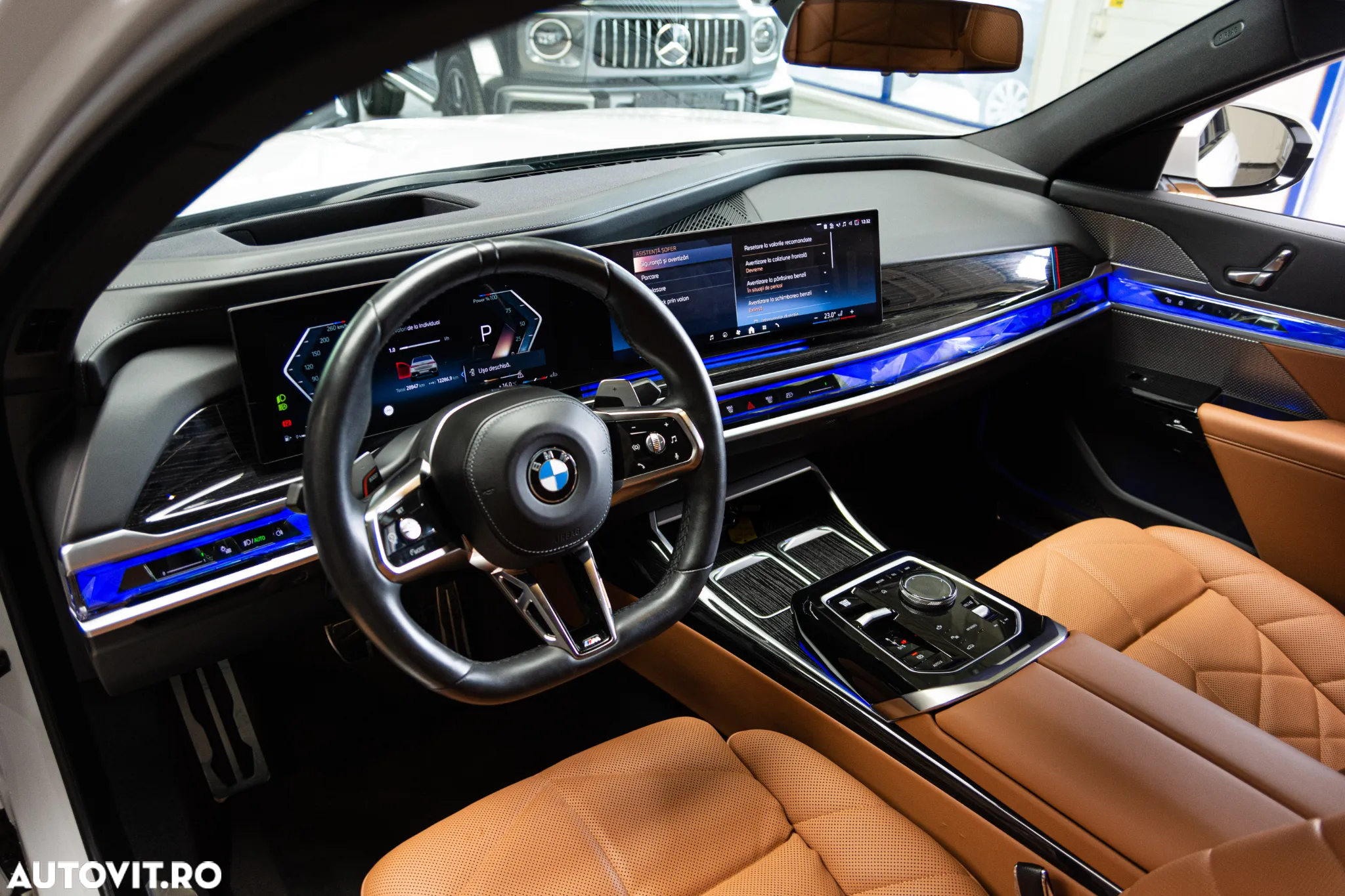 BMW Seria 7 740d xDrive MHEV - 31