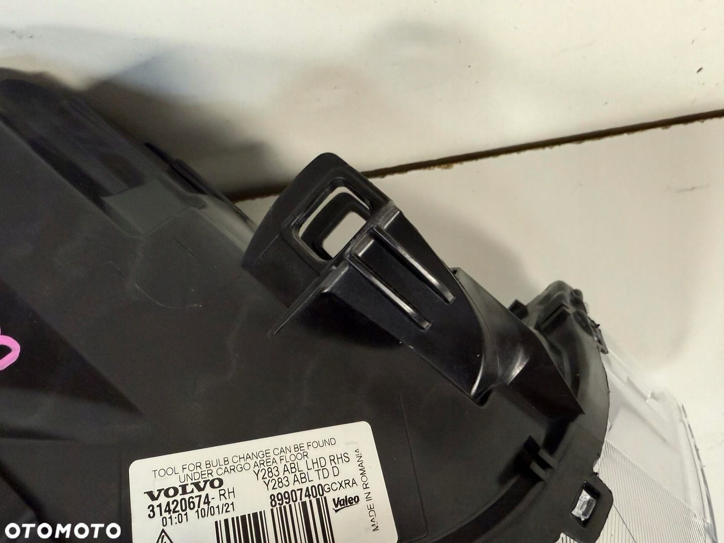 LAMPA PRZOD PRZEDNIA PRAWA VOLVO S60 II V60 I BI-XENON 31420674 CALA EUROPA - 5