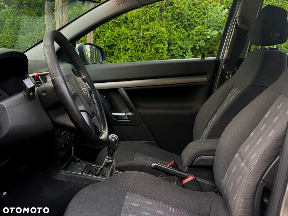 Opel Vectra 1.8 - 10