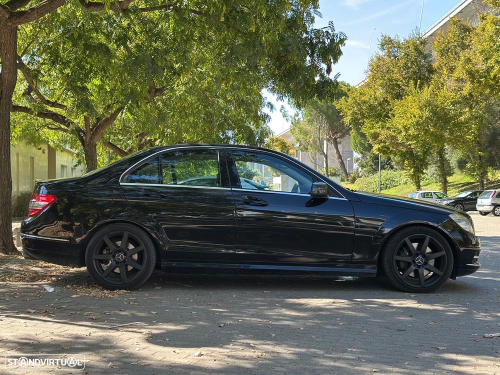 Mercedes-Benz C 350 - 25