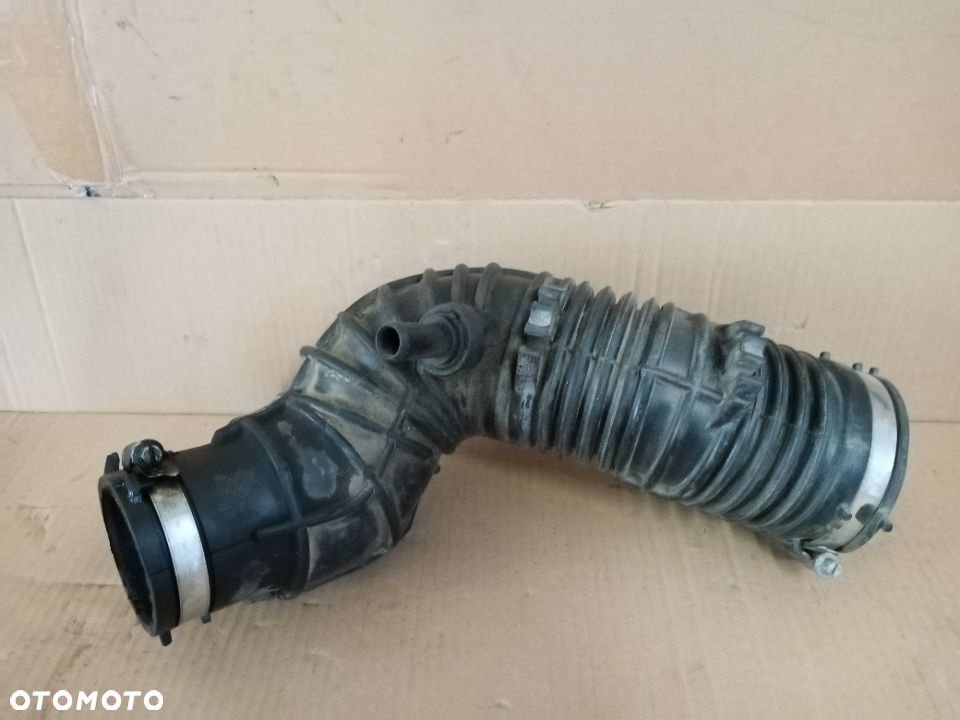 Dolot rura powietrza Renault Master III 2.3 DCI 8200714810 - 1