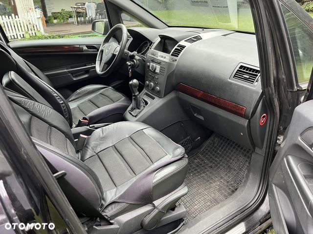 Opel Zafira 1.9 CDTI Enjoy - 10