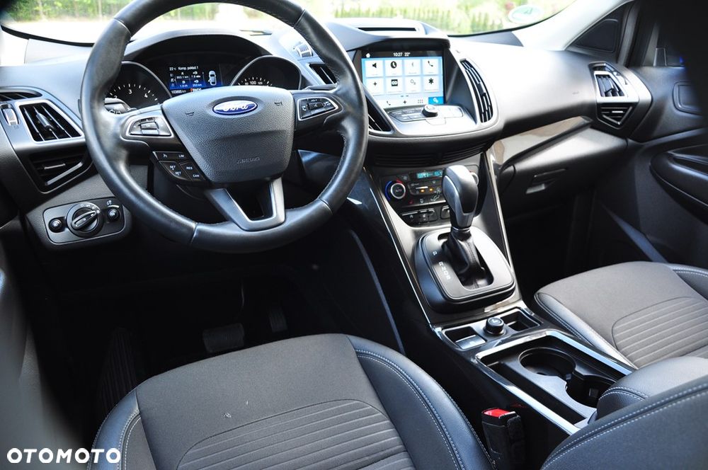 Ford Kuga 2.0 TDCi 4x4 Titanium - 32