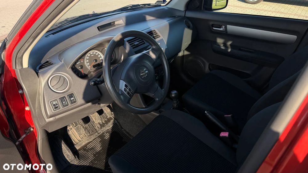 Suzuki Swift 1.3 Comfort - 11