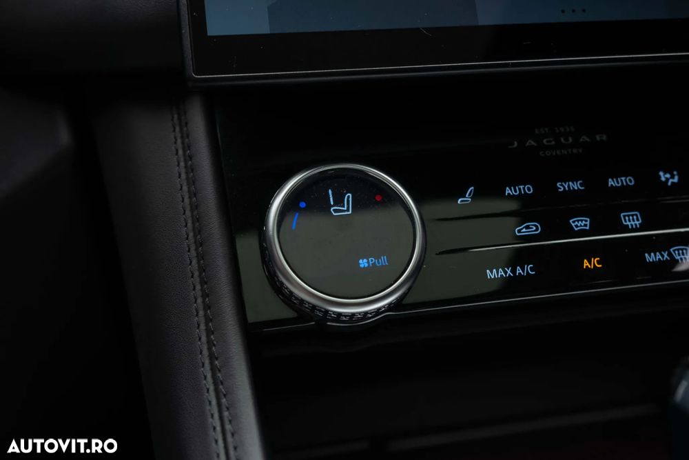 Jaguar F-Pace P550 AWD SVR - 20