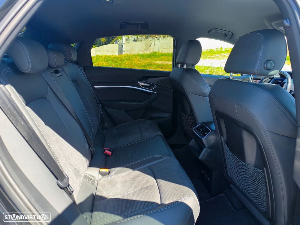 Audi e-tron Sportback 50 quattro S line - 13