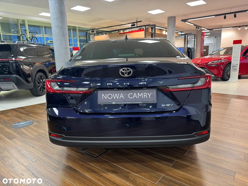 Toyota Camry 2.5 Hybrid Dynamic Force Executive e-CVT - 5