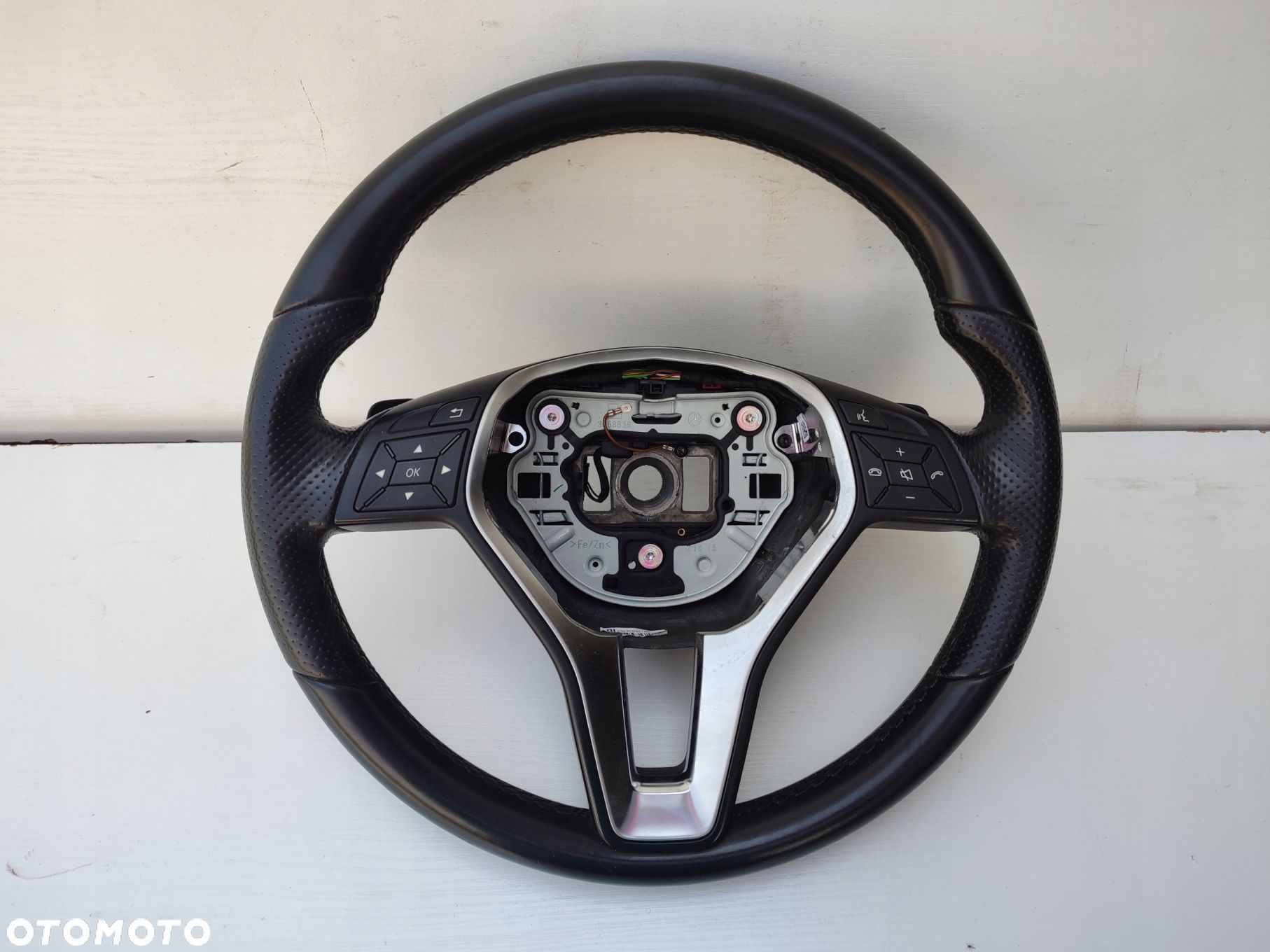 Kierownica multifunkcyjna MERCEDES GLK X204 ŁOPATKI A2184600476 - 1