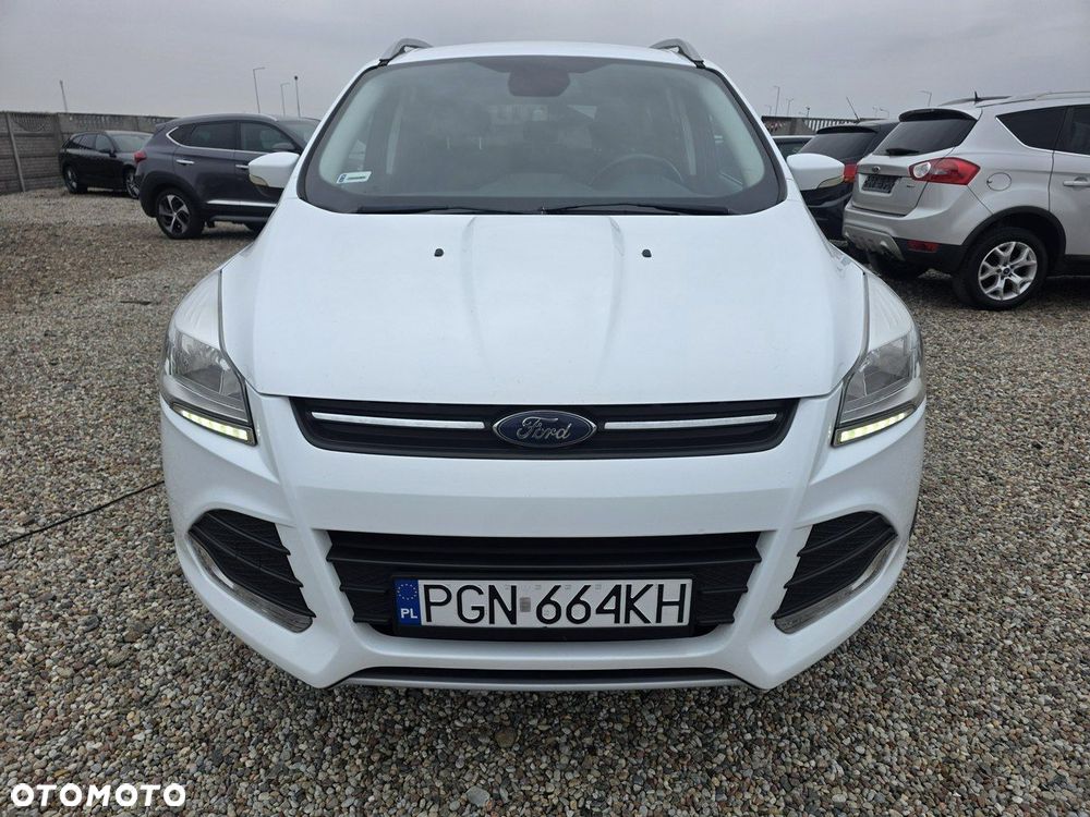 Ford Kuga 2.0 TDCi 2x4 Titanium - 5