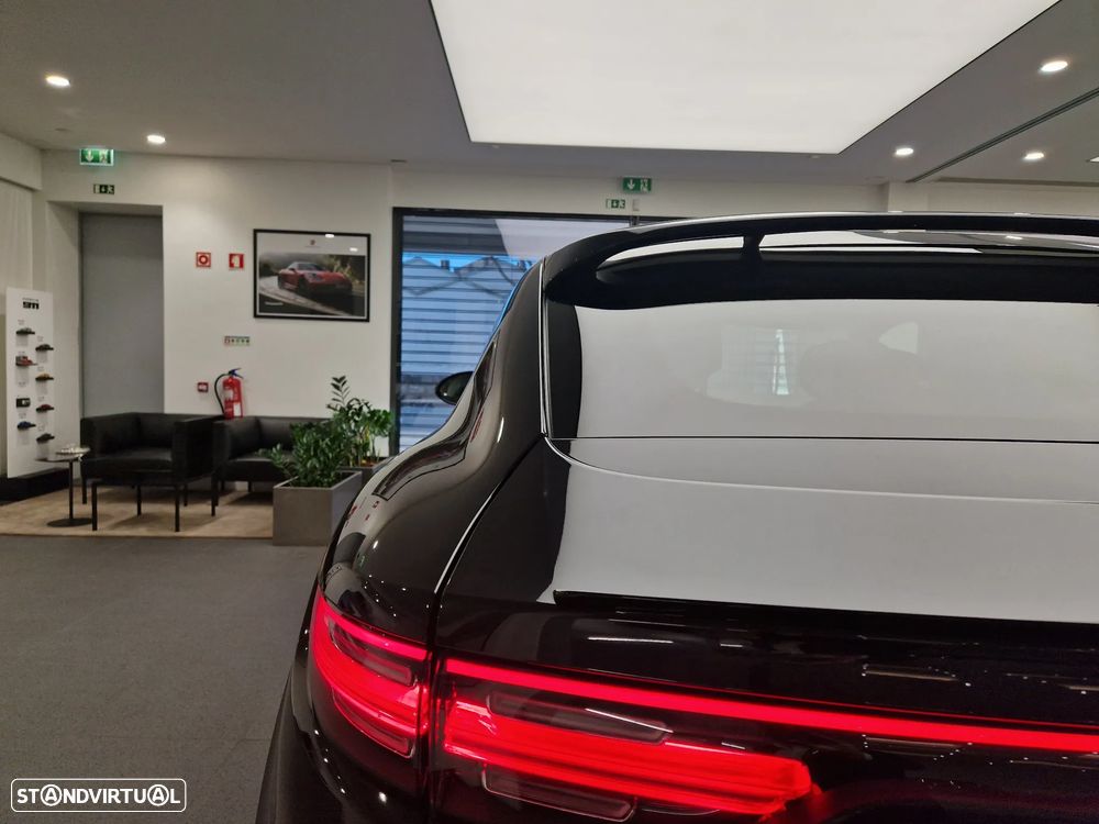 Porsche Cayenne Coupé E-Hybrid - 6