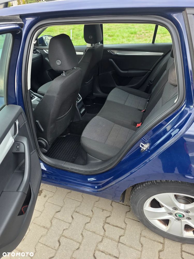 Skoda Octavia 1.6 TDI Green tec Ambition - 10