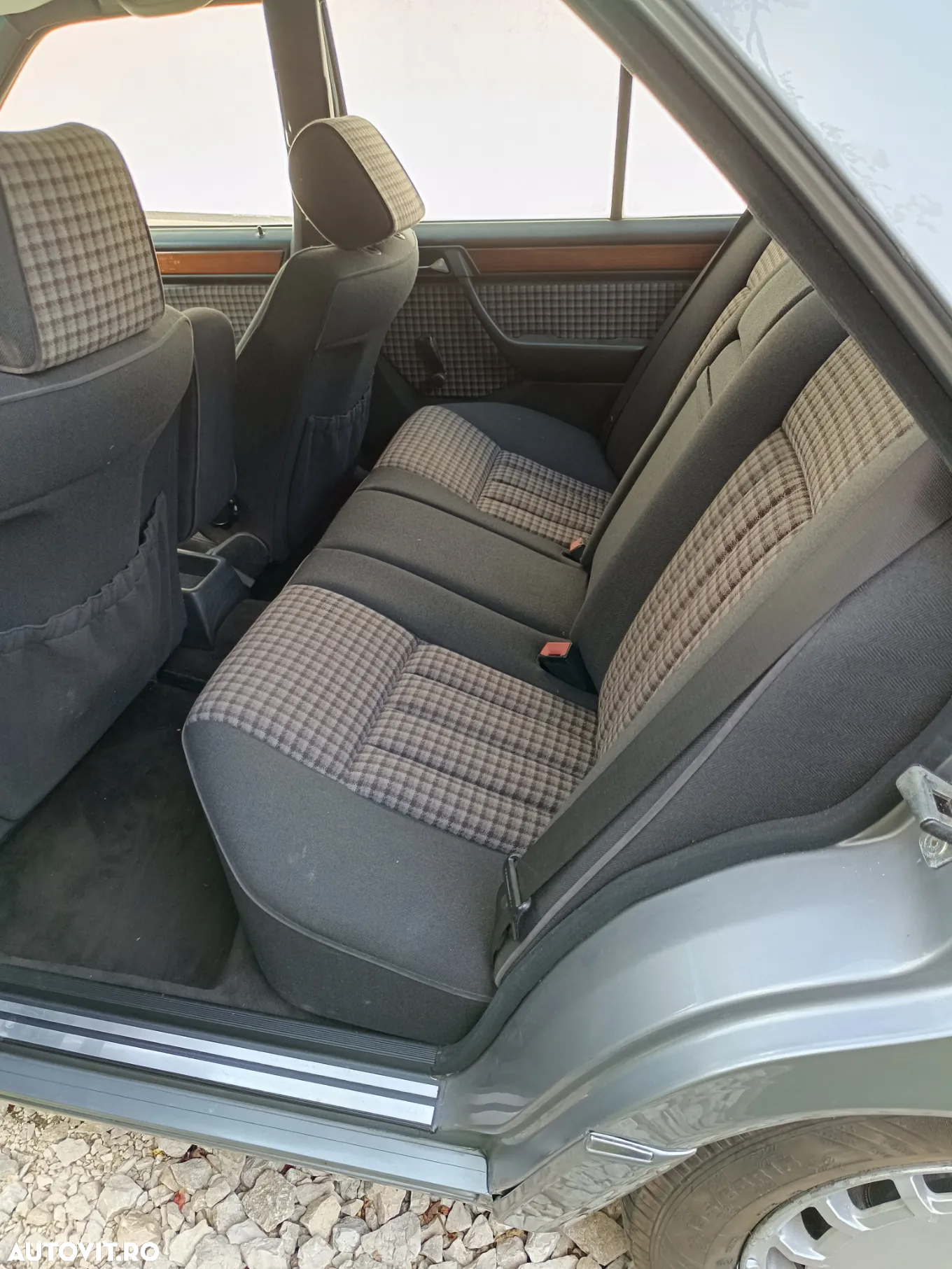 Mercedes-Benz W124 - 7