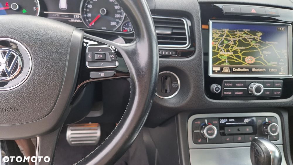 Volkswagen Touareg 4.2 V8 TDI DPF Automatik Exclusive - 26