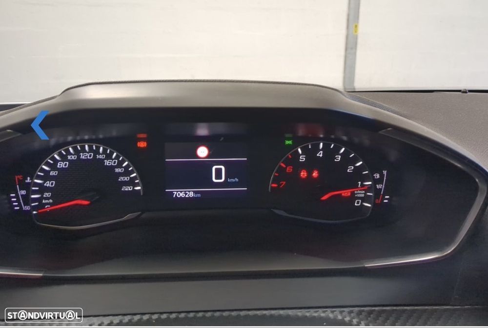 Peugeot 2008 1.2 PureTech Allure Pack - 8
