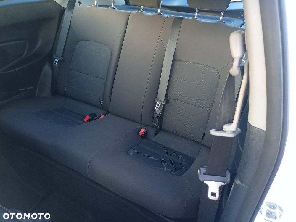 Kia Rio 1.2 Attract - 12