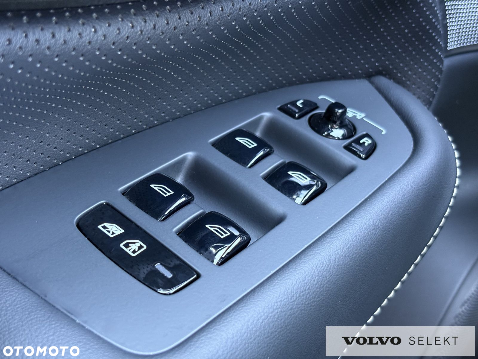 Volvo XC 90 - 33