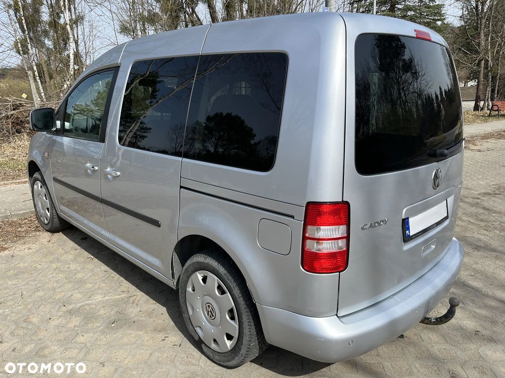 Volkswagen Caddy Highline - 4