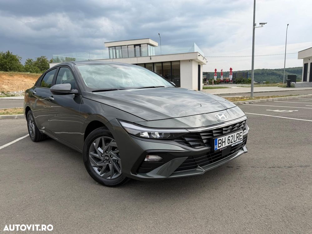 Hyundai Elantra 1.6 l 123 CP CVT Highway - 9