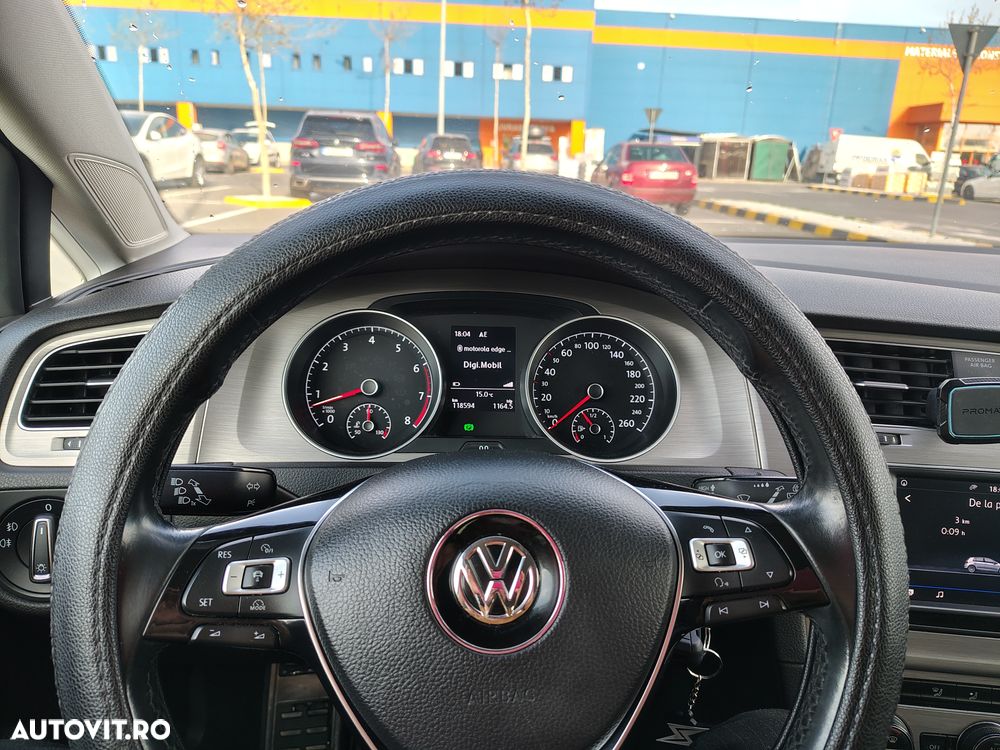 Volkswagen Golf - 13