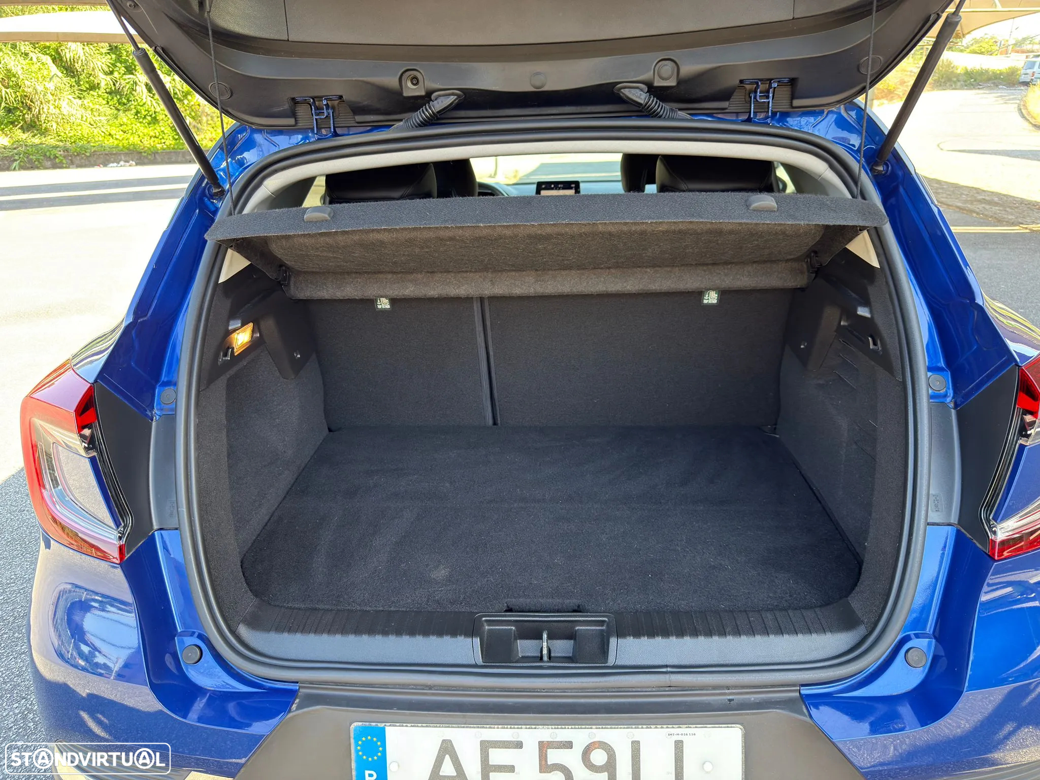 Renault Captur 1.6 E-Tech Initiale Paris - 33