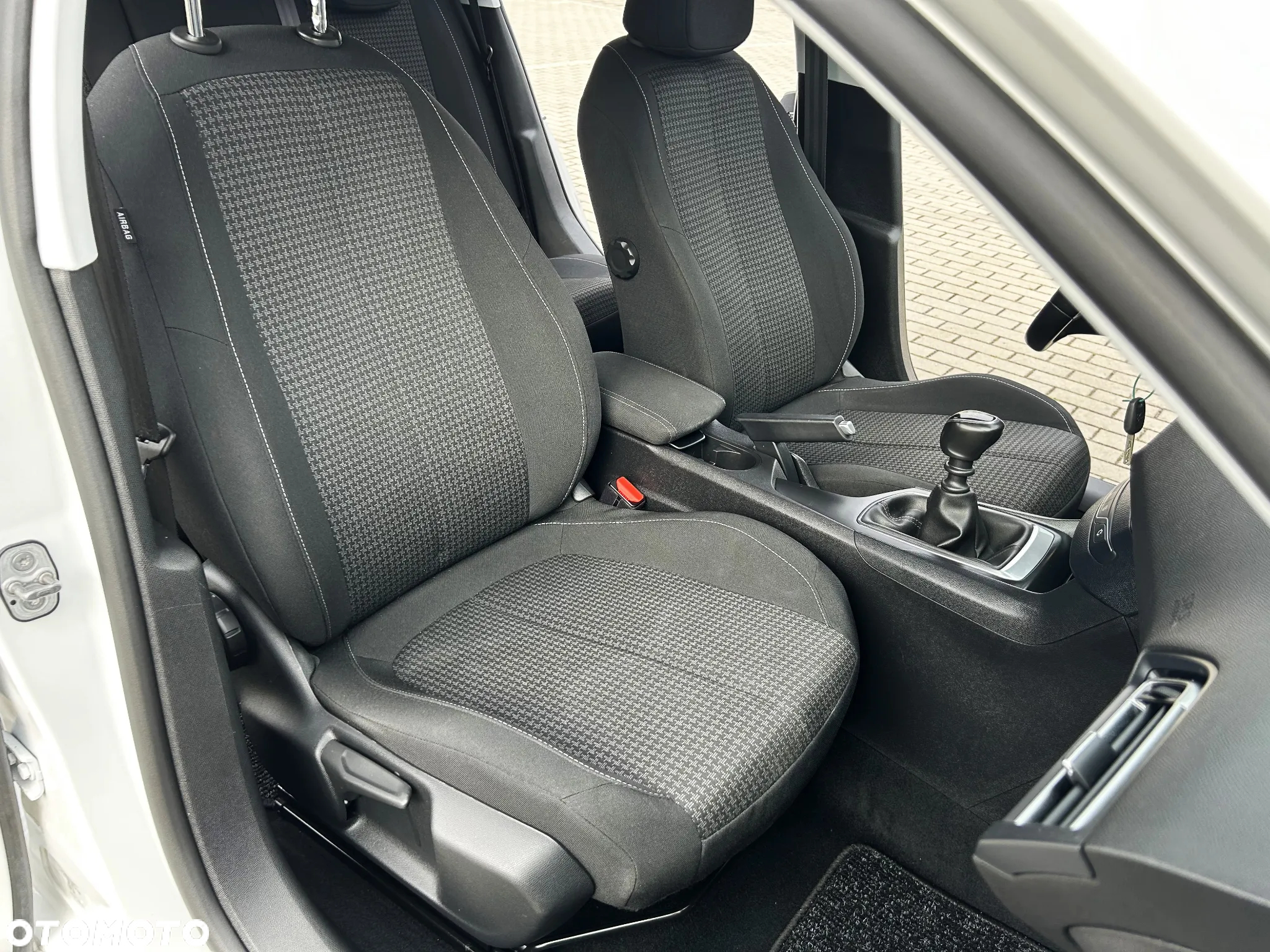 Peugeot 308 BlueHDi FAP 100 Stop & Start Active - 21