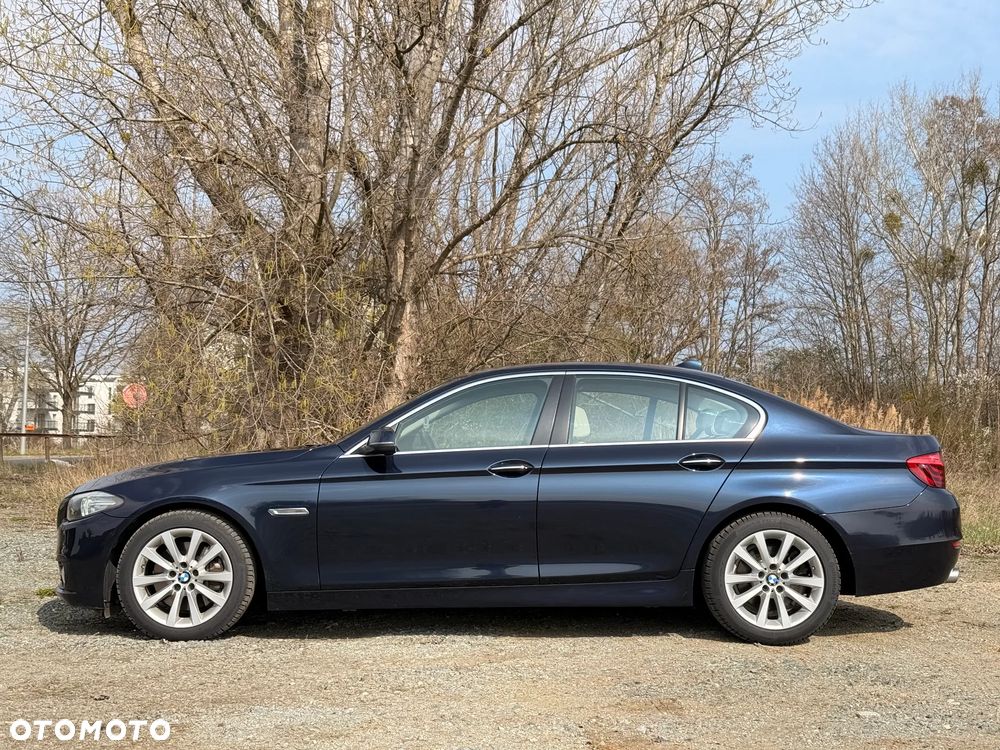 BMW Seria 5 525d - 2