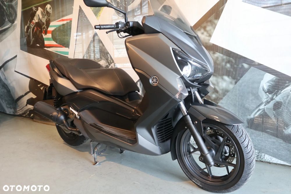 Yamaha X-max - 10