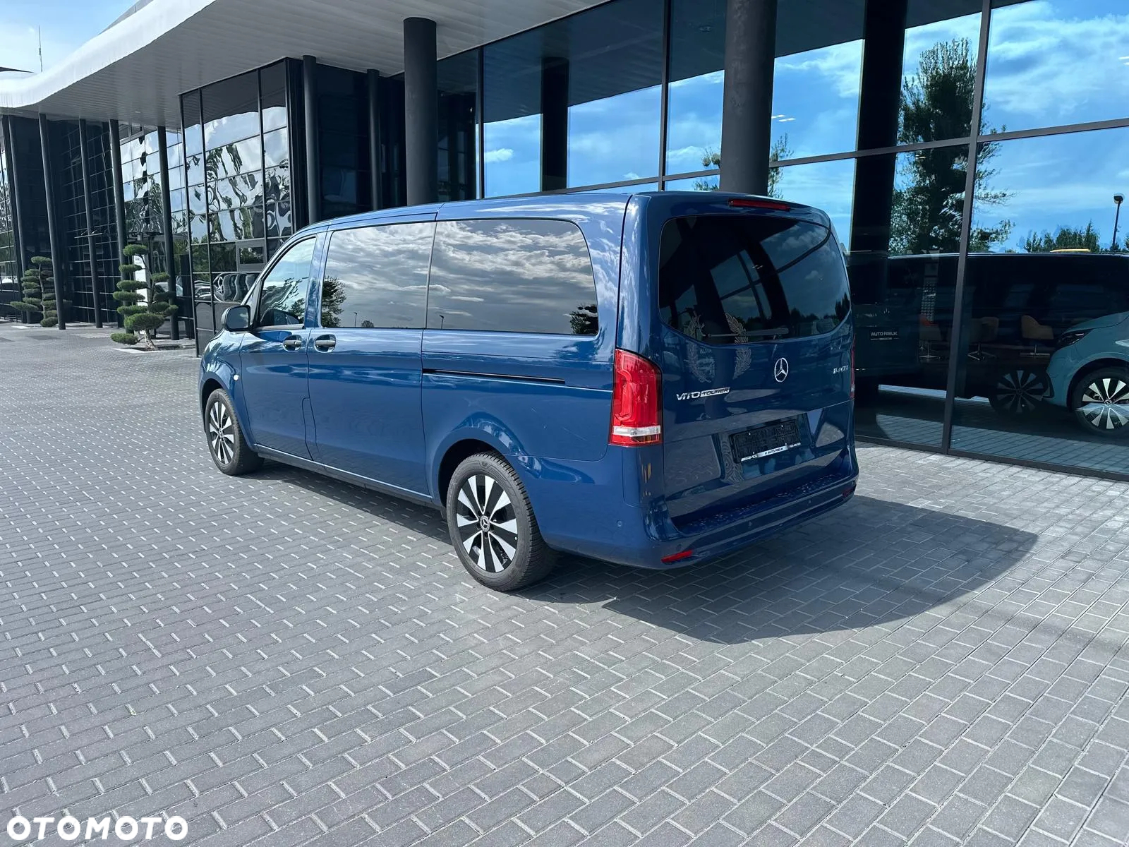 Mercedes-Benz Vito Tourer 114 CDI L2 Pro 9G-Tronic 447.703 - 10