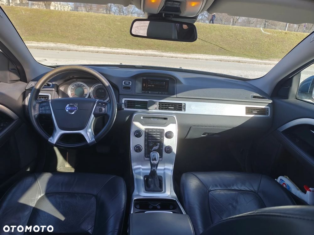 Volvo V70 D3 Geartronic Summum - 9