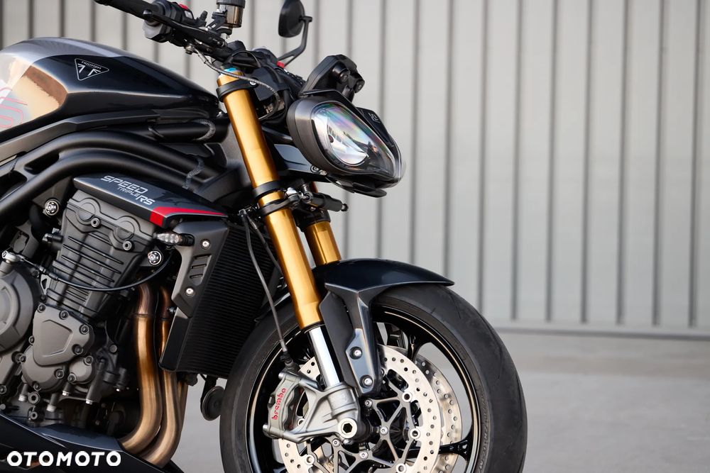 Triumph Speed Triple - 12