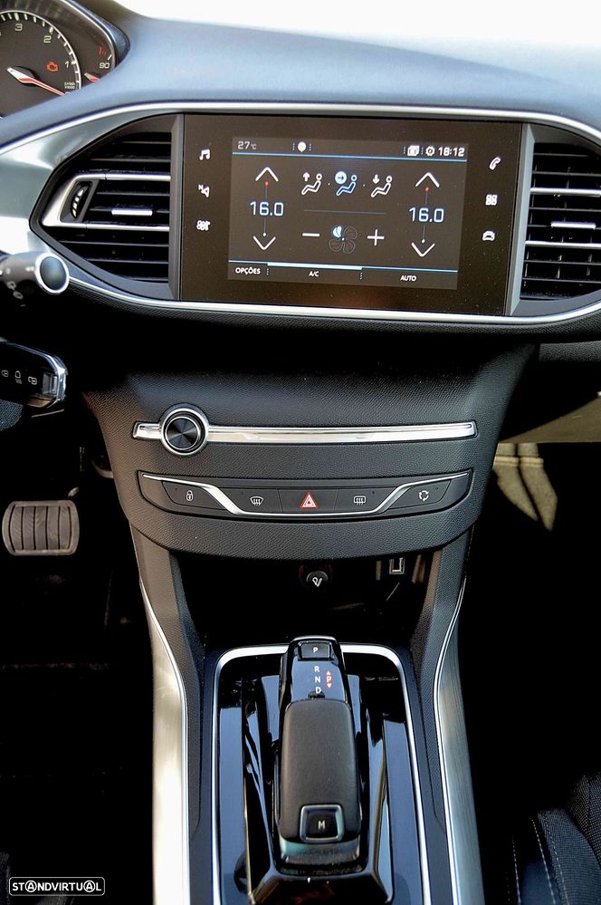 Peugeot 308 SW 1.5 BlueHDi Allure EAT8 - 20