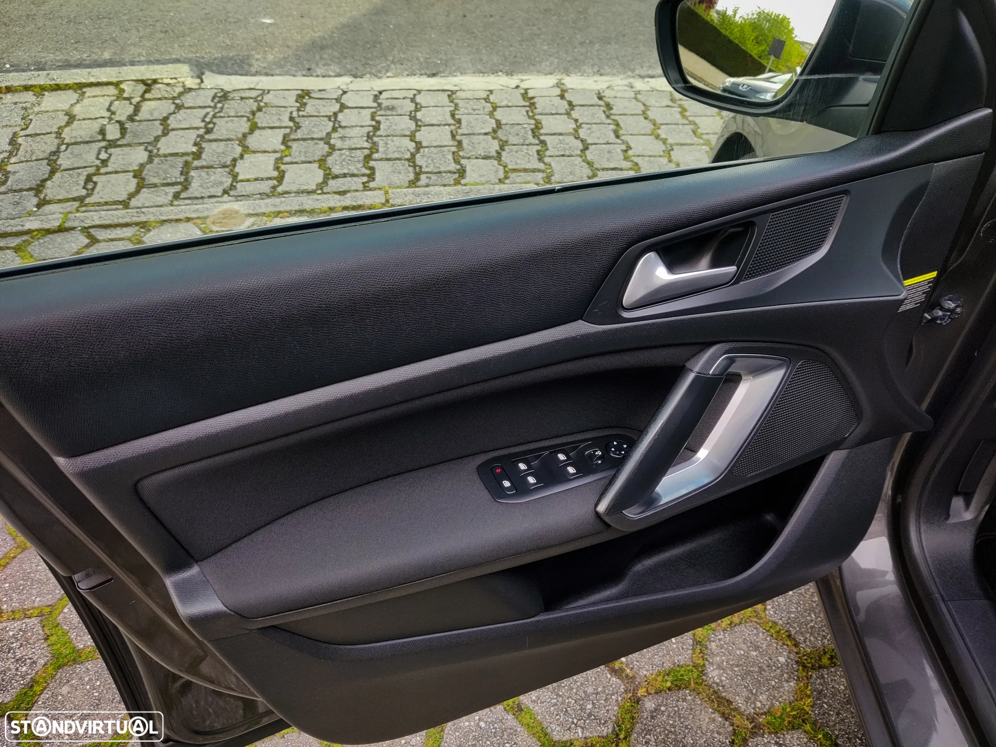 Peugeot 308 SW 1.6 BlueHDi Allure J17 EAT6 - 27