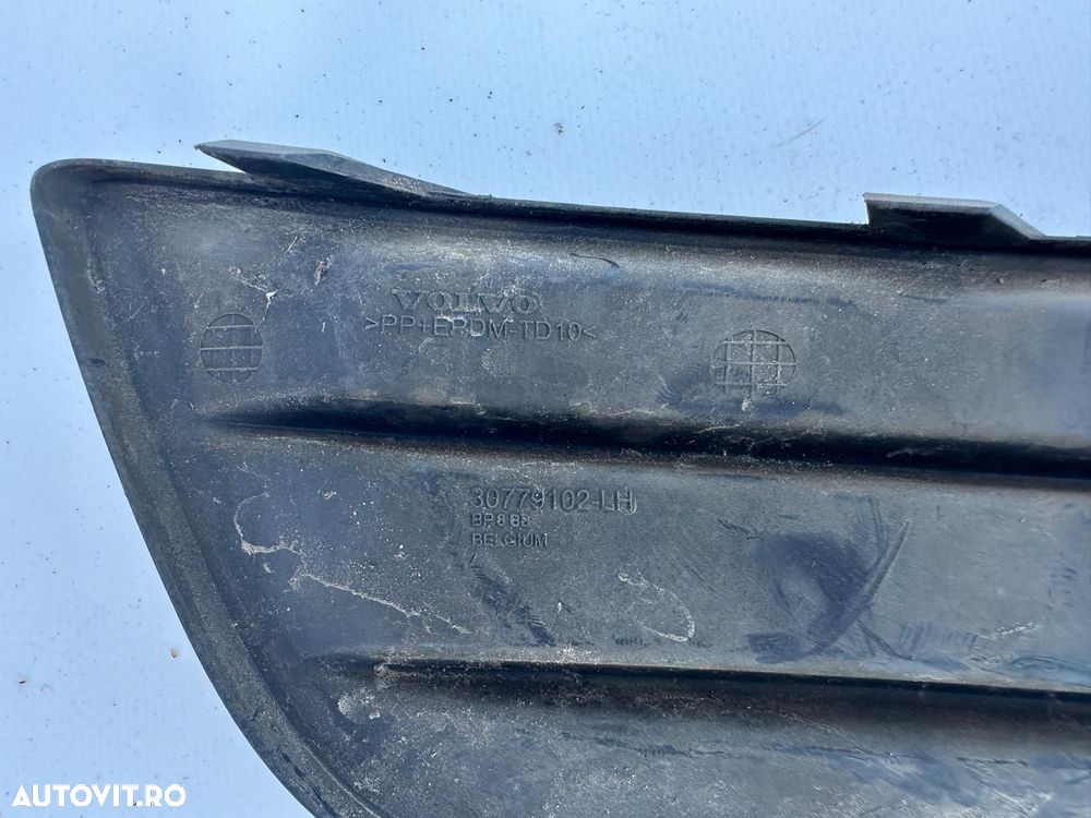 Grila bara stanga fata fara proiector Volvo V50 2007-2012 30779102 - 2