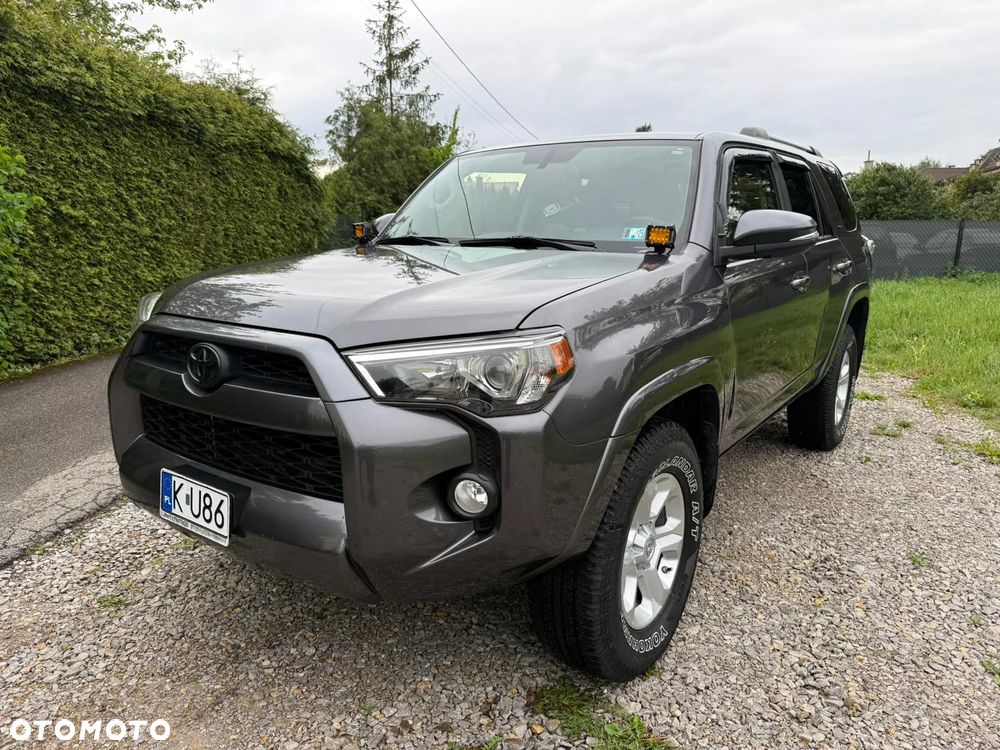 Toyota 4-Runner - 1