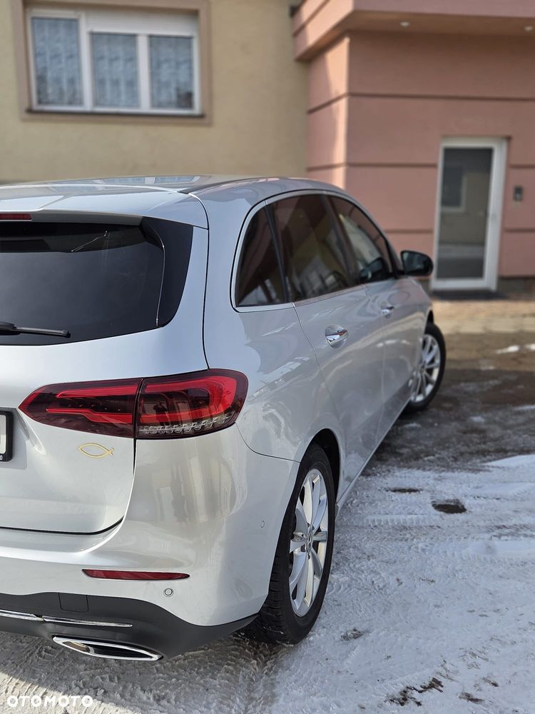 Mercedes-Benz Klasa B 180 d Progressive 7G-DCT - 4